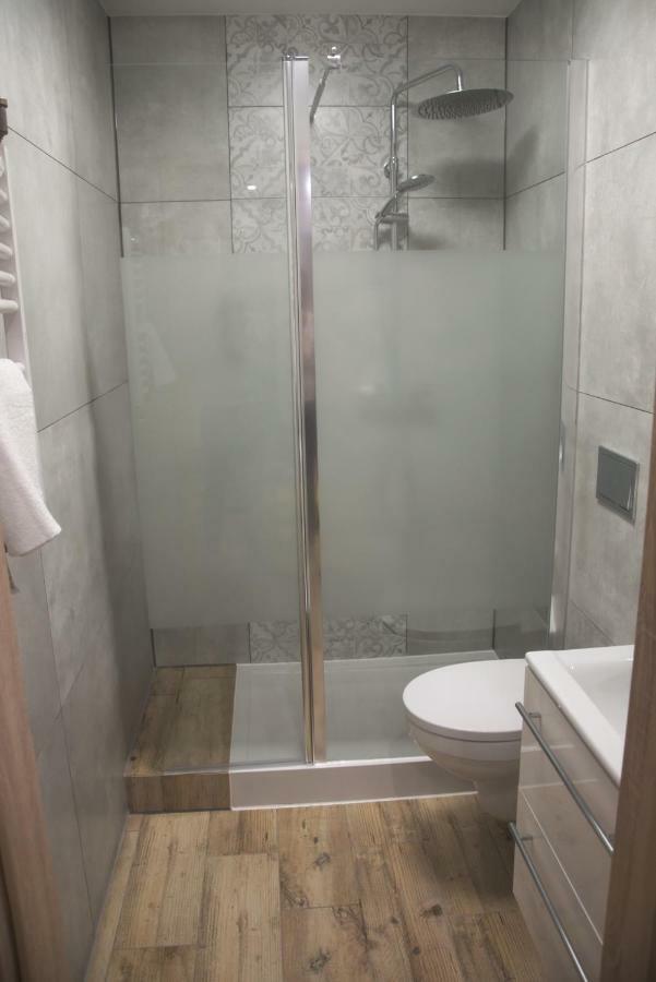 Doba Rent Pokoje Centrum Palacowa เบียวิสตอก ภายนอก รูปภาพ