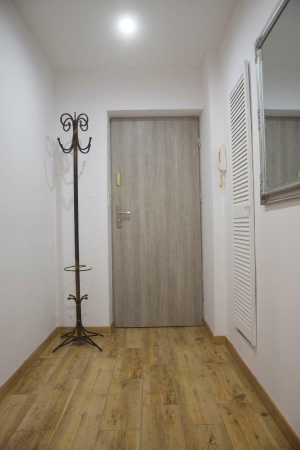 Doba Rent Pokoje Centrum Palacowa เบียวิสตอก ภายนอก รูปภาพ